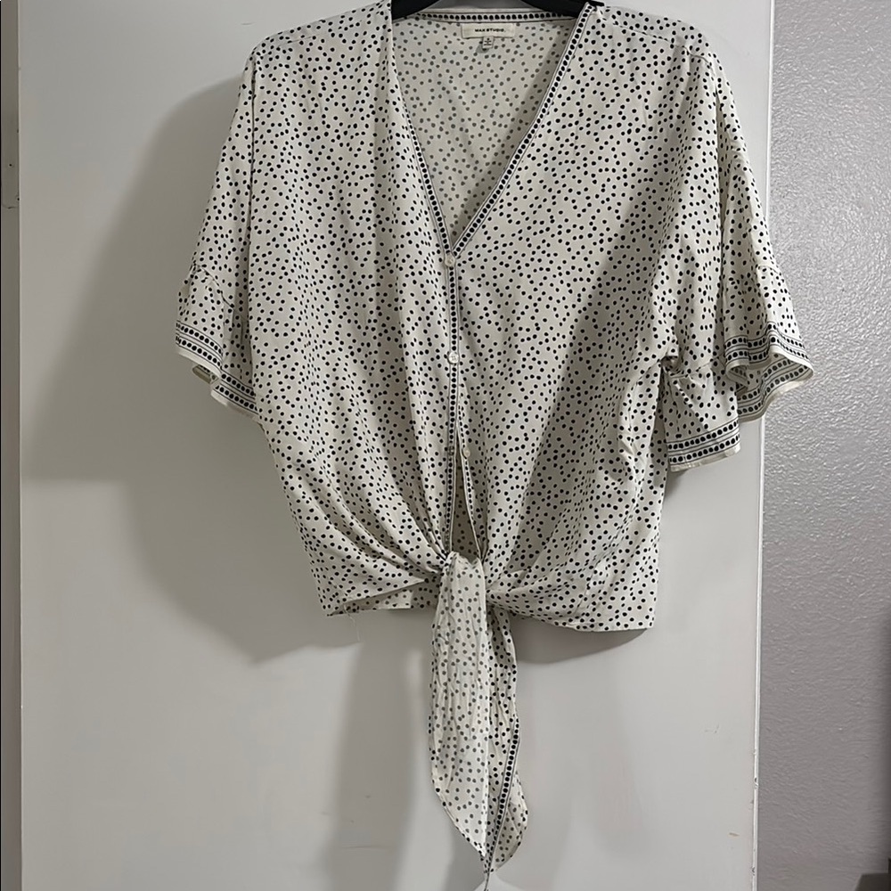 Max Studio White Flutter Sleeve Tie-Front Blouse